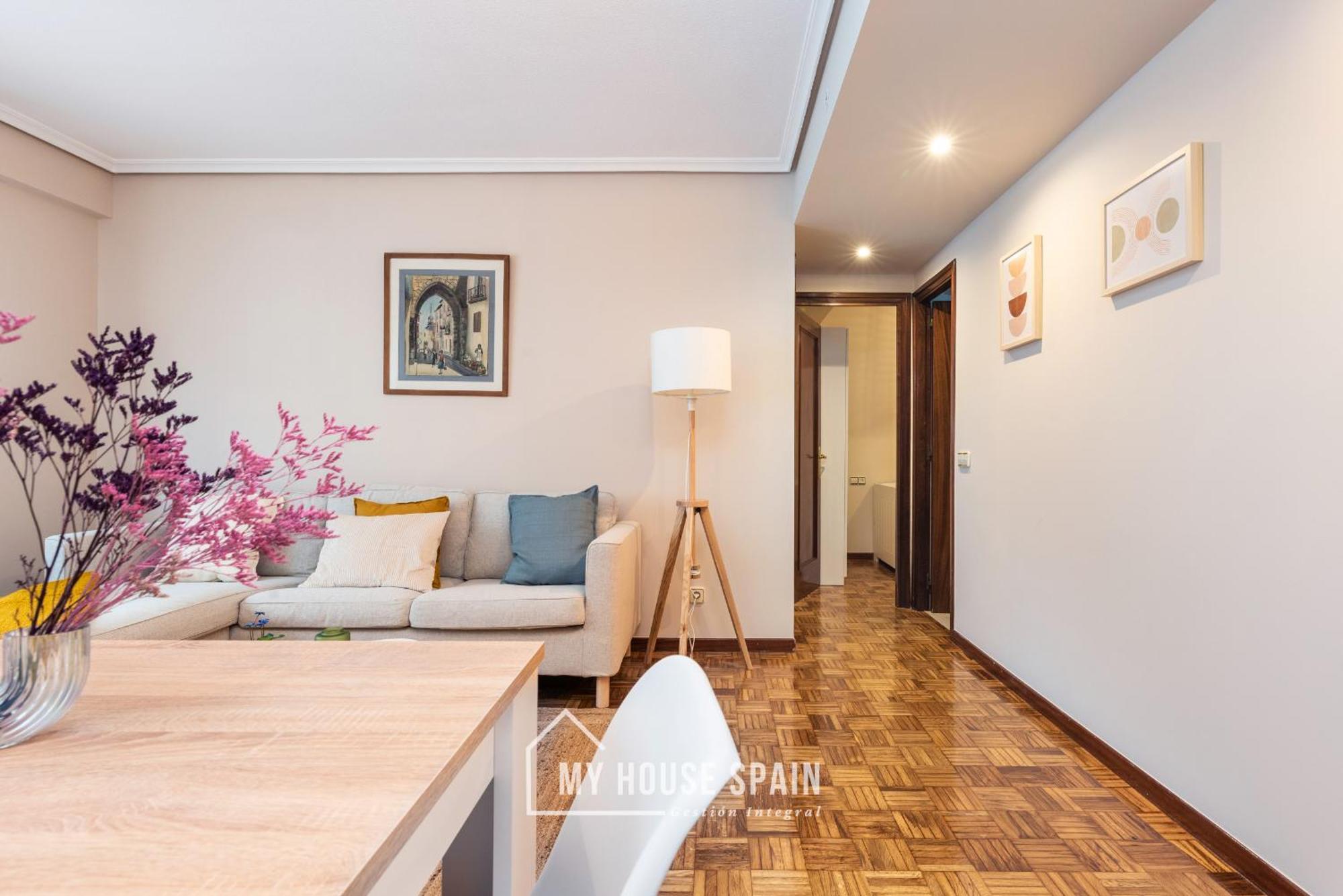 Myhousespain - Amplio Y Centrico Piso En Appartement